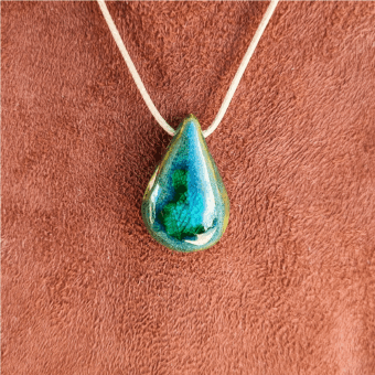 Colar aromático de cerâmica Pantanal Terra Flor